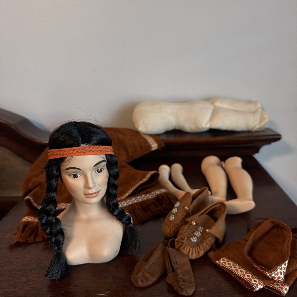 1977 Princess Kimimi Bisque Native American Doll Helen Kramer & Accessories READ - Picture 1 of 13